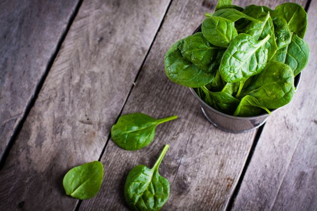 bigstock Baby spinach 117376808