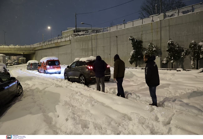 Αττική οδός απεγκλωβισμός