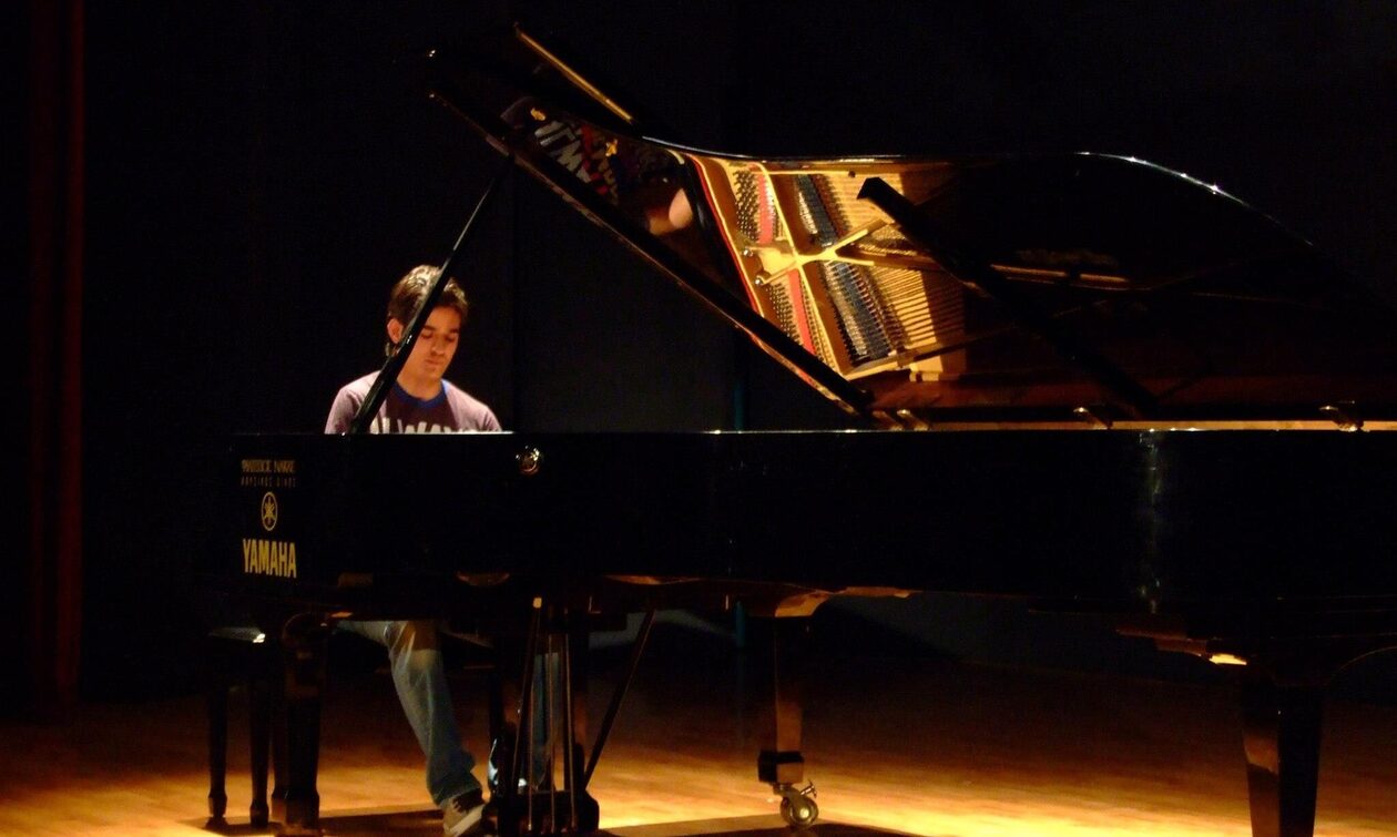 giorgos karagiannis pianistas