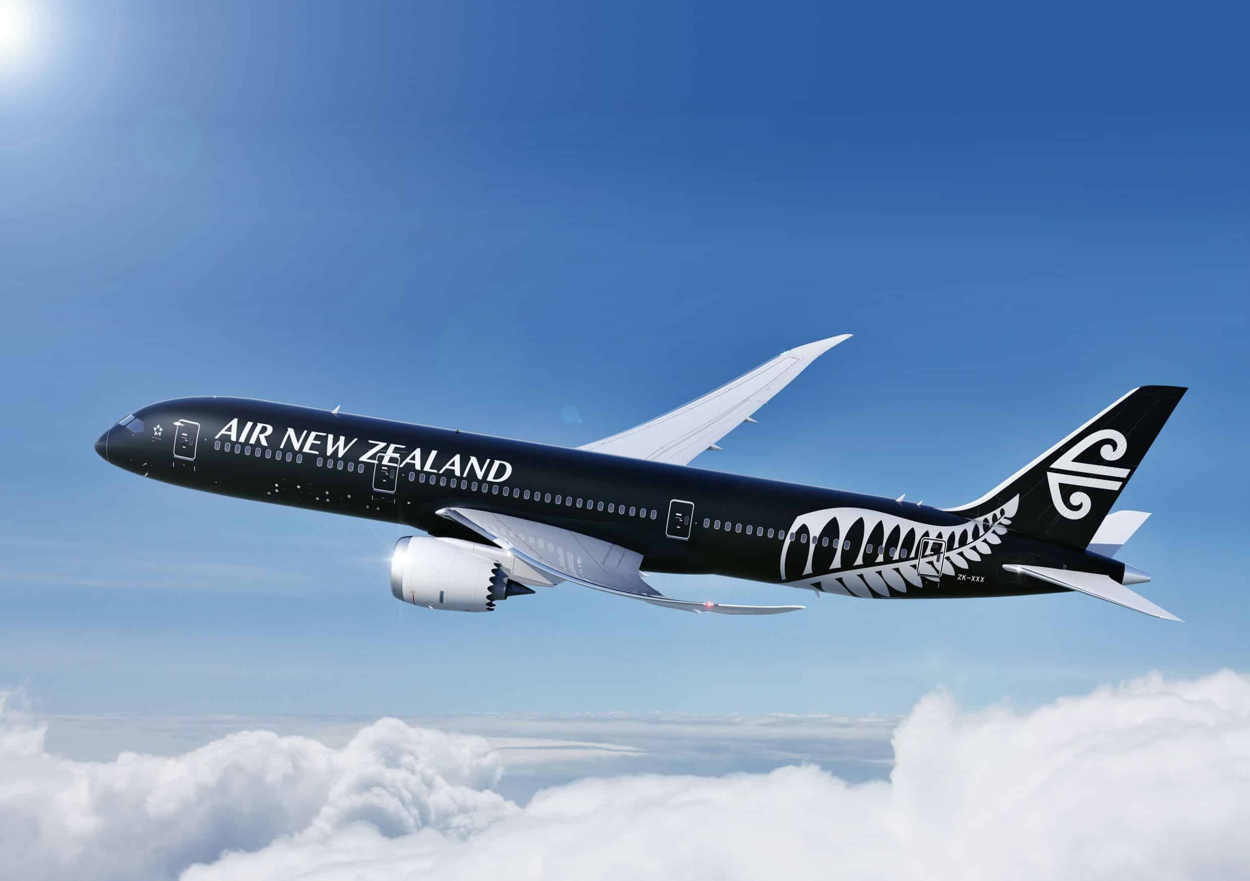 131111121038 air nz black livery