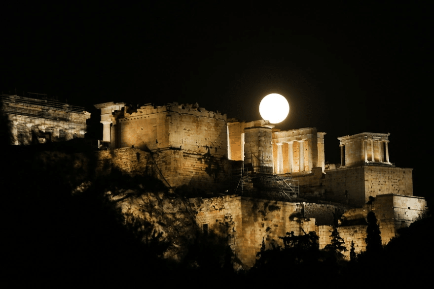 Μαγική η πρώτη πανσέληνος του Αυγούστου