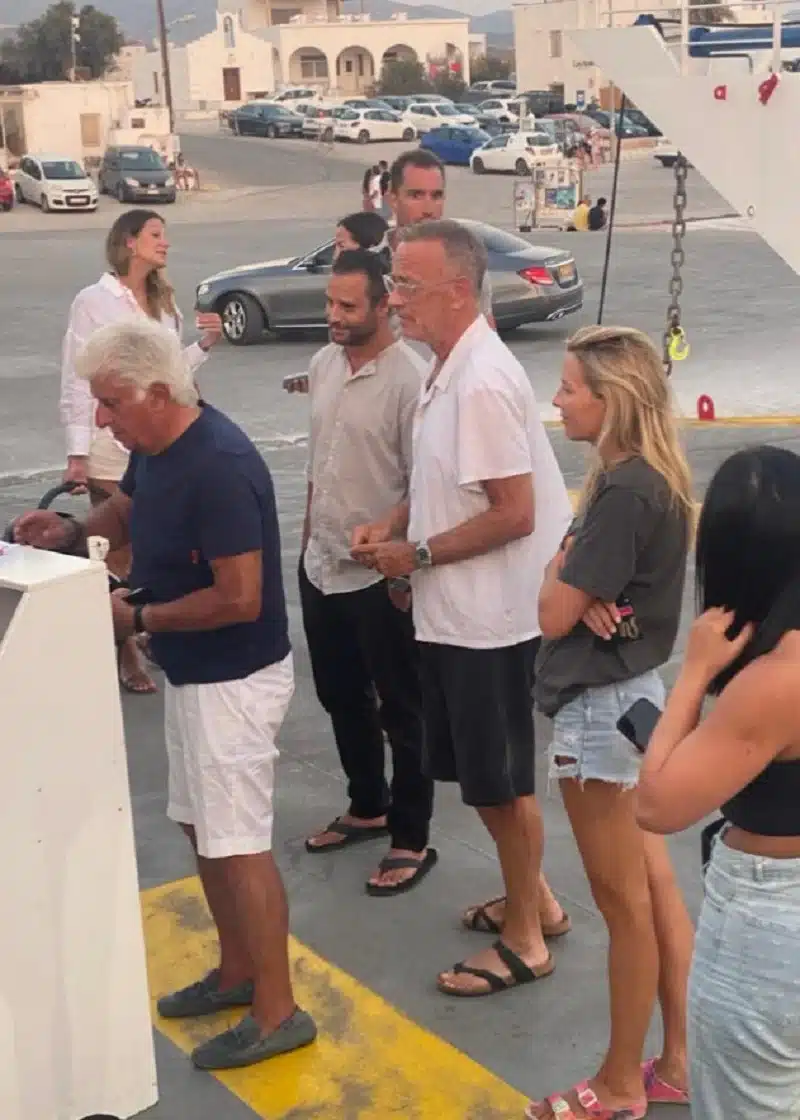 tom hanks antiparos pounta sm