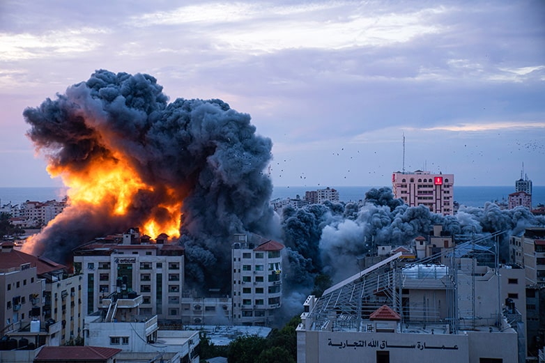 gaza bombs 910 1150 1