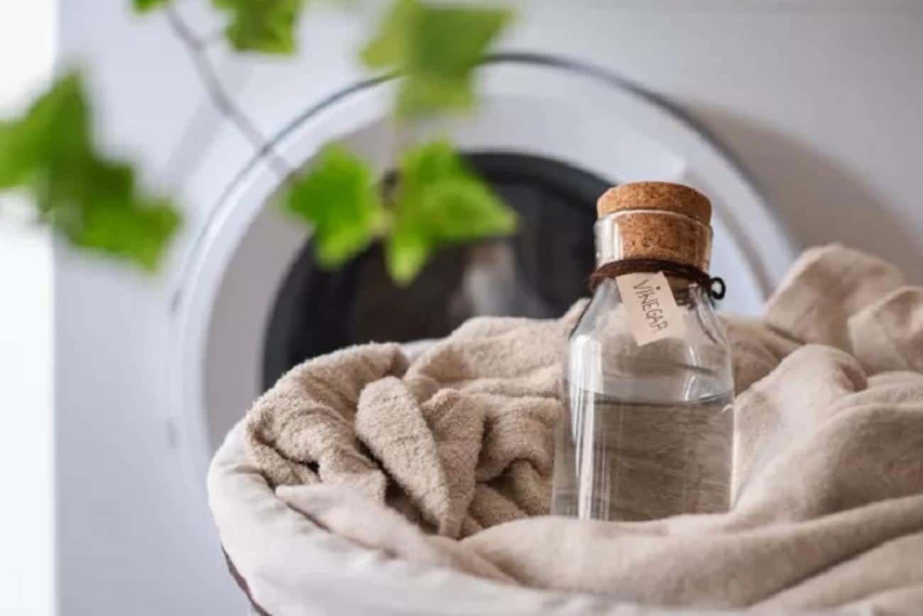 ways use vinegar when doing laundry 4858351 10 56b8790dce944f98ad5dac9eea09da27