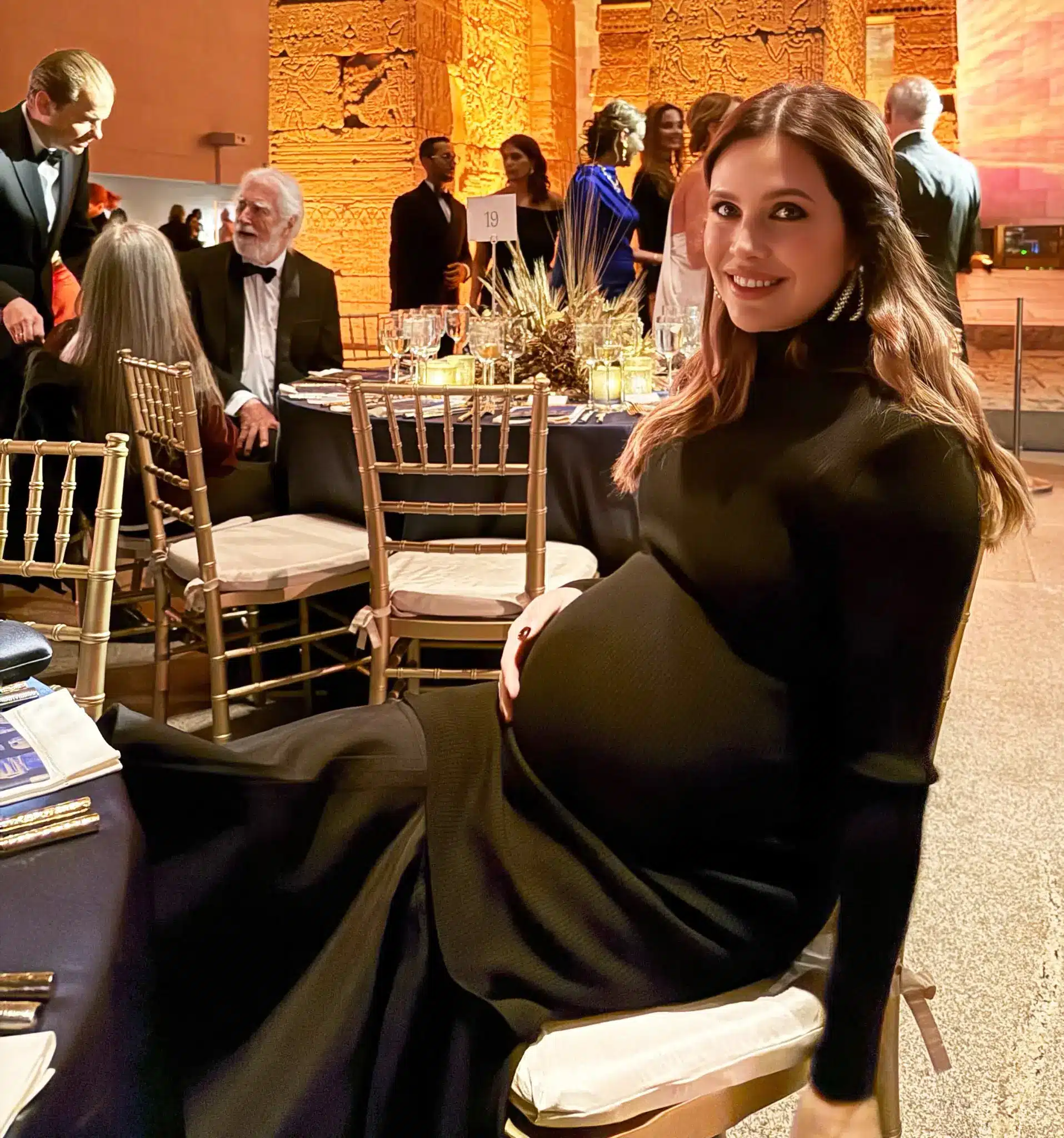 dasha zhukova pregnant photo sent 94892151