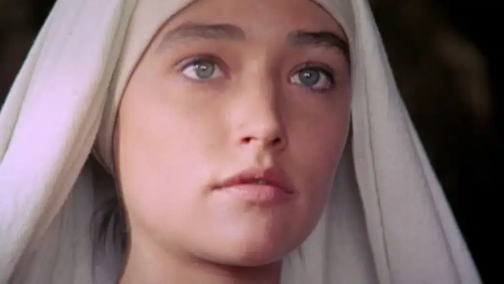 olivia hussey.png