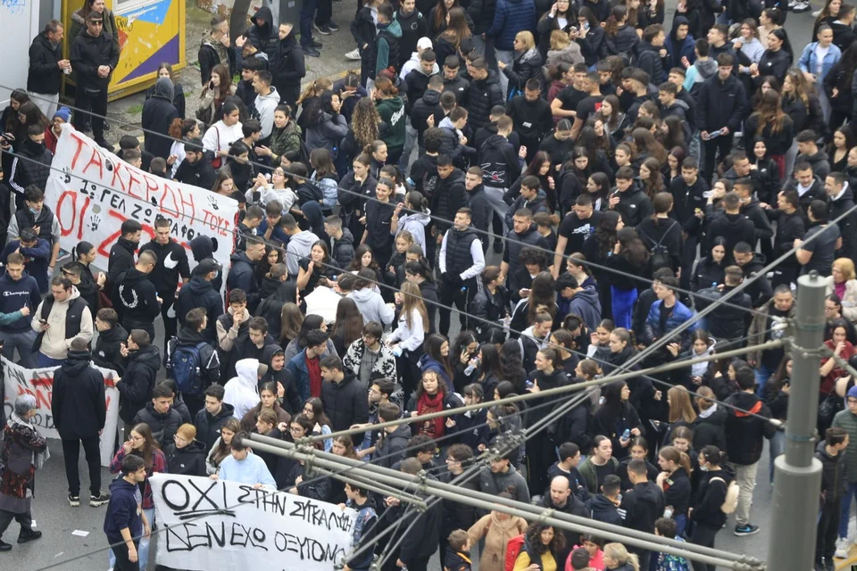 syntagma tempi diadilosi 5.jpg