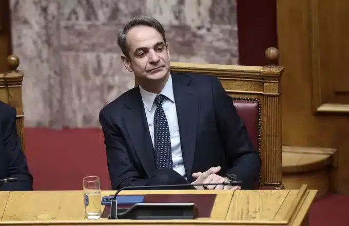 mitsotakis vouli intime.jpg