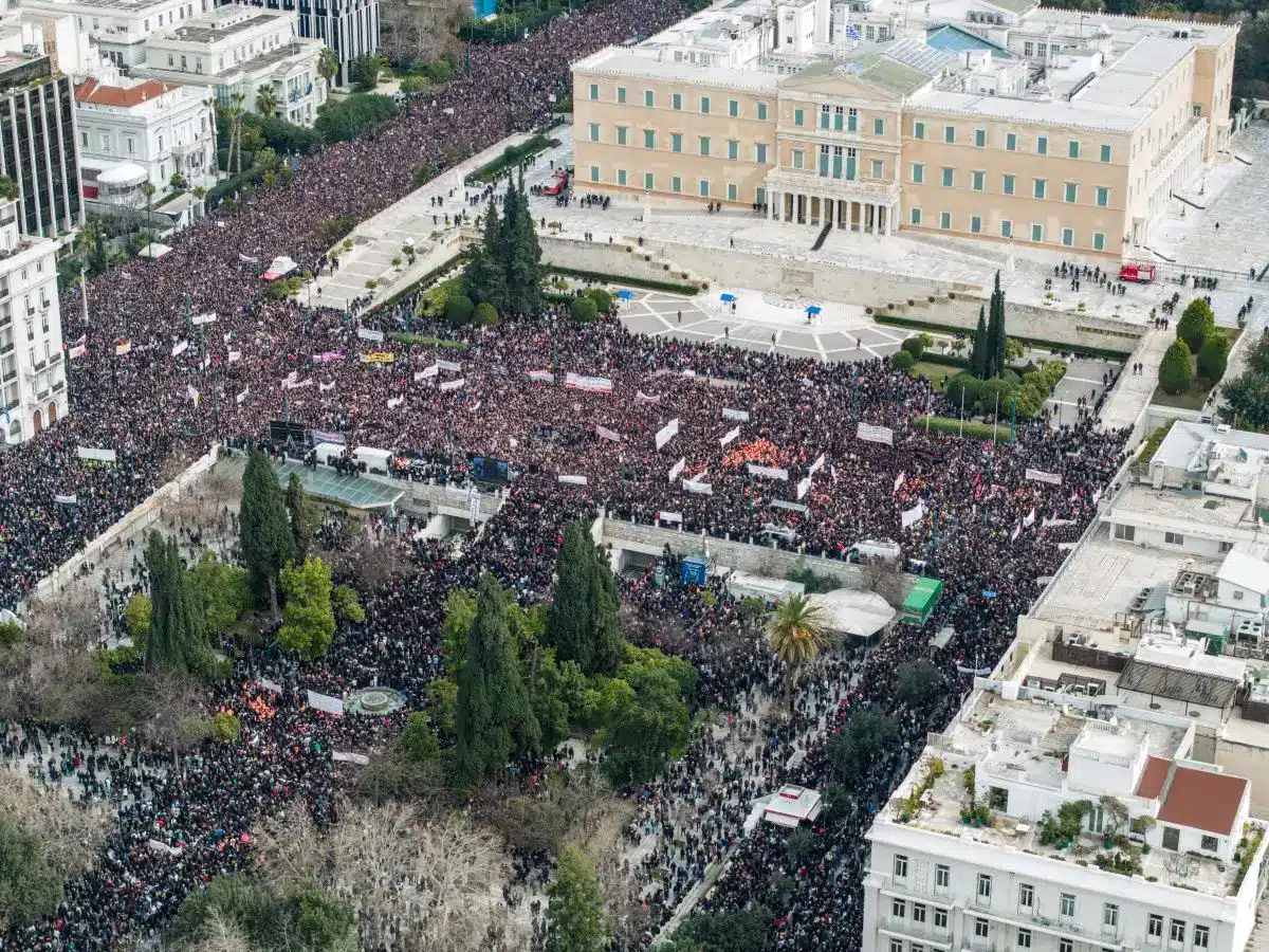 syntagma syllalitirio